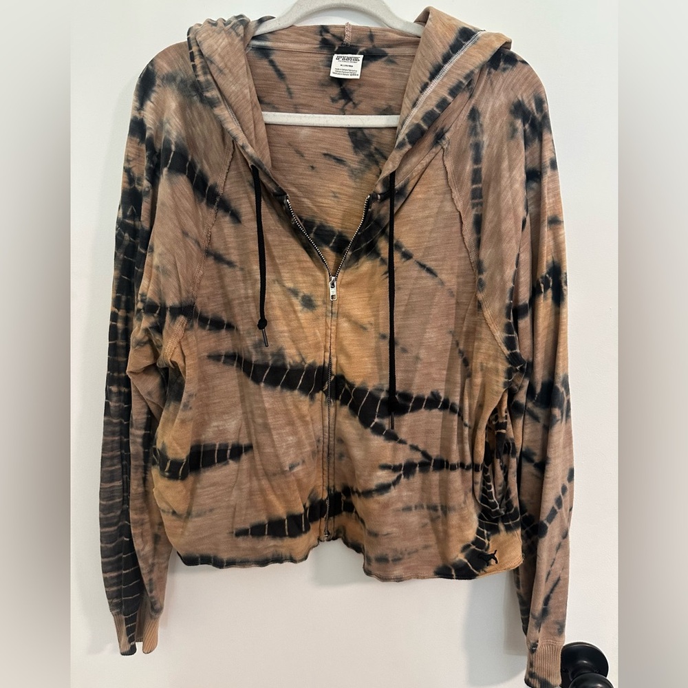 PINK Victoria's Secret Brown & Black Tie-Dye
Cropped Zip Hoodie Size M